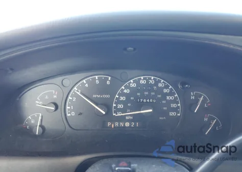 1997 Ford Explorer z USA, uszkodzony, nr VIN 1FMDU35P5VUA67640